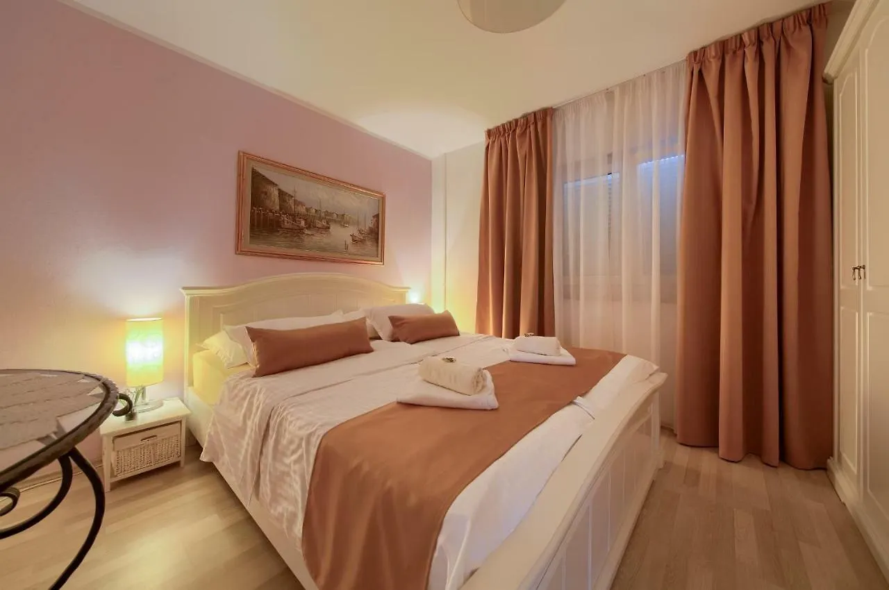 公寓 Villa Maria 克尔克