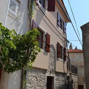  Apartment Hedviga